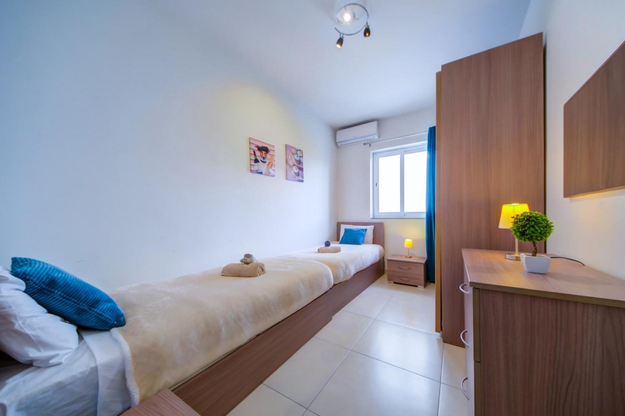 Prime Location, Modern Apartment In St Julian'S, Paceville, Apt 8 By Vaganza Saint Julian's Eksteriør billede