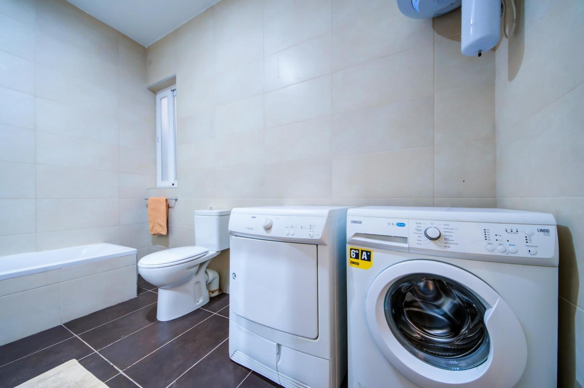 Prime Location, Modern Apartment In St Julian'S, Paceville, Apt 8 By Vaganza Saint Julian's Eksteriør billede